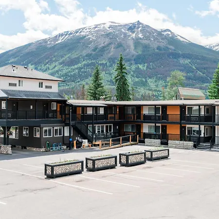 Mount Robson Inn-2